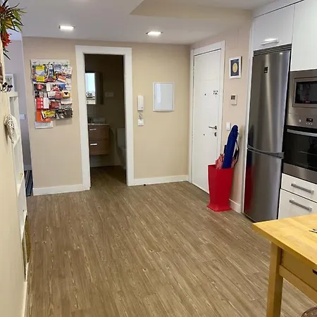 Apartment Salamanca 7 *